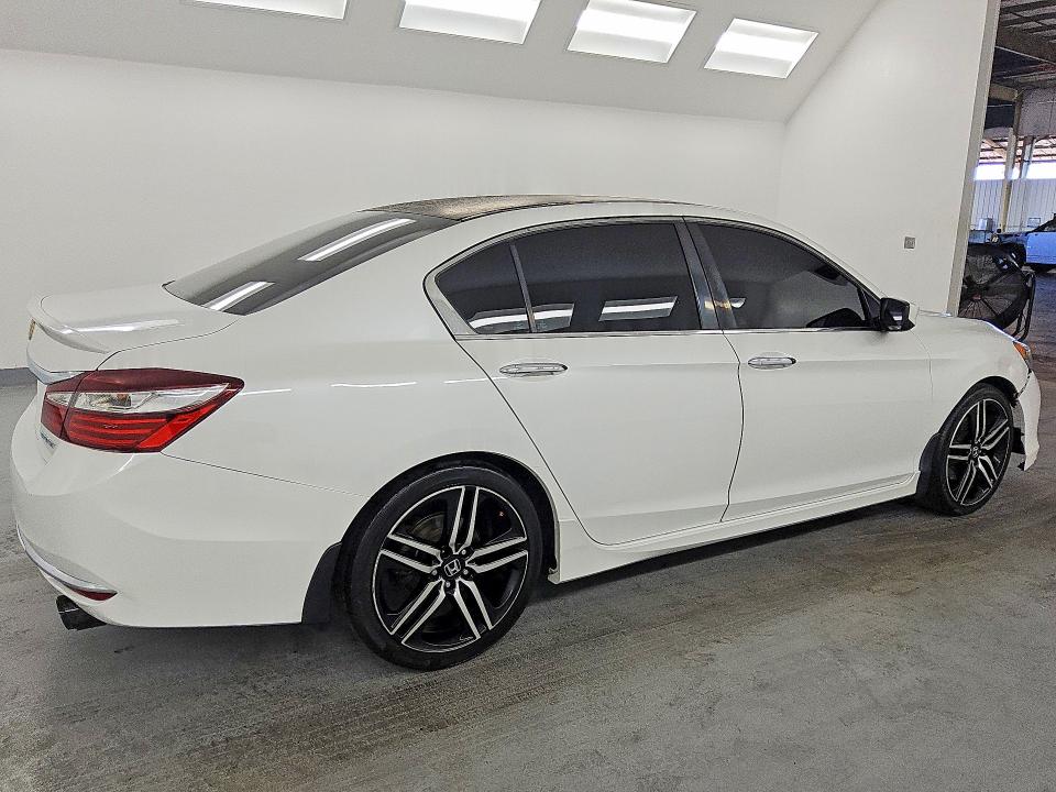 Продаж на аукціоні авто 2017 Honda Accord, vin: 1HGCR2F53HA092388, номер лоту: 59396906