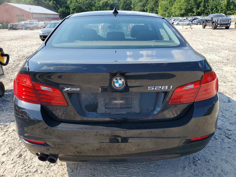 61844146 :رقم المزاد ، WBA5A7C53GG151514 vin ، 2016 Bmw 528 مزاد بيع