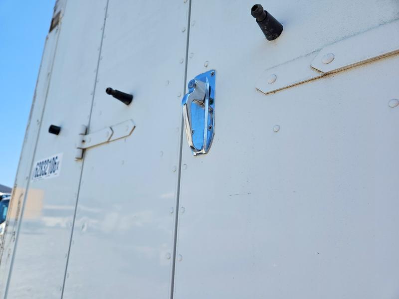 2006 Freightliner Chassis მანქანა იყიდება აუქციონზე, vin: 4UZAARBV76CW09944, აუქციონის ნომერი: 62832106