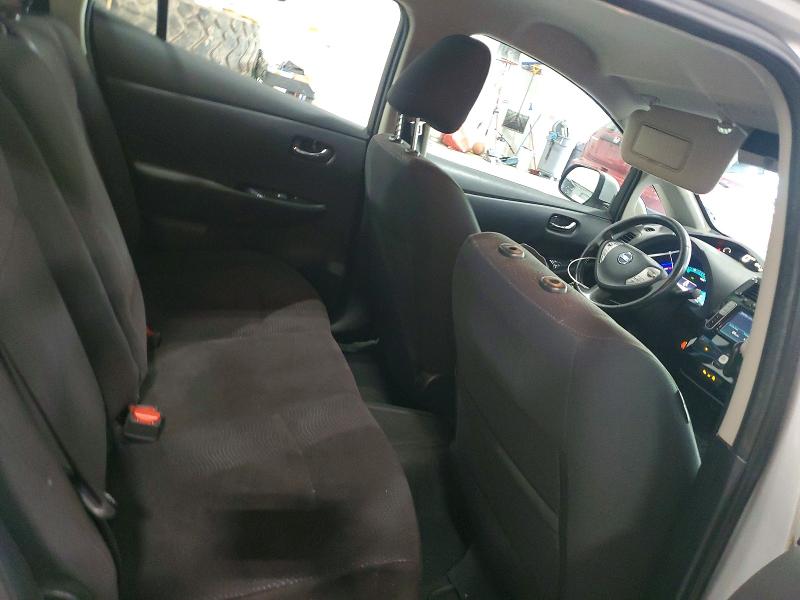 60742826 :رقم المزاد ، 1N4AZ0CP6FC305194 vin ، 2015 Nissan Leaf مزاد بيع