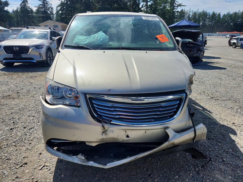 2016 Chrysler Town & Country მანქანა იყიდება აუქციონზე, vin: 2C4RC1BG3GR280852, აუქციონის ნომერი: 63019856