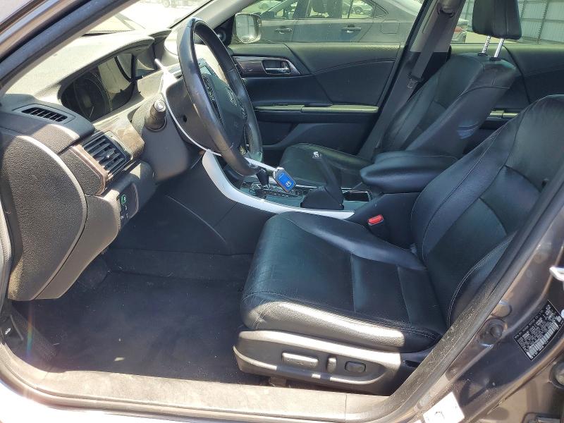 61623716 :رقم المزاد ، JHMCR6F74HC002711 vin ، 2017 Honda Accord مزاد بيع