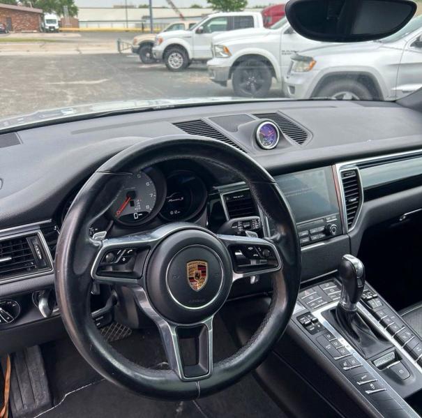Aukcja sprzedaży 2017 Porsche Macan, vin: WP1AB2A56HLB10242, numer aukcji: 63434266