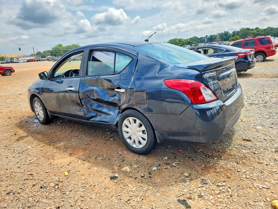 59835466 :رقم المزاد ، 3N1CN7AP4FL922420 vin ، 2015 Nissan Versa مزاد بيع