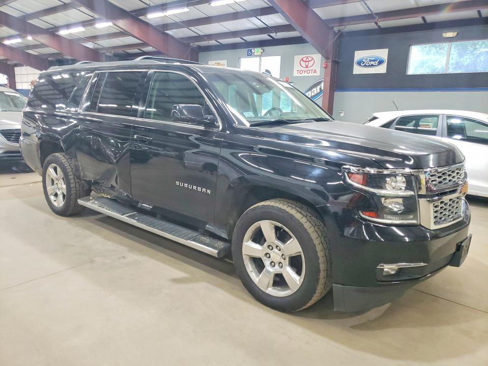 61335406 :رقم المزاد ، 1GNSKJKC6FR157866 vin ، 2015 Chevrolet Suburban مزاد بيع