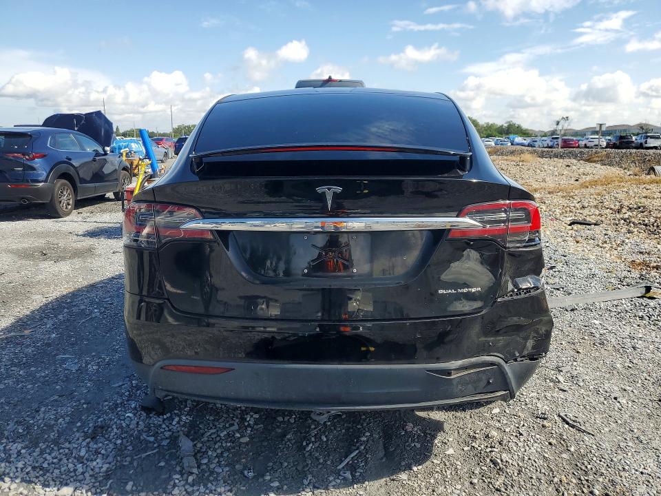 59969136 :رقم المزاد ، 5YJXCAE23LF296014 vin ، 2020 Tesla Model X مزاد بيع