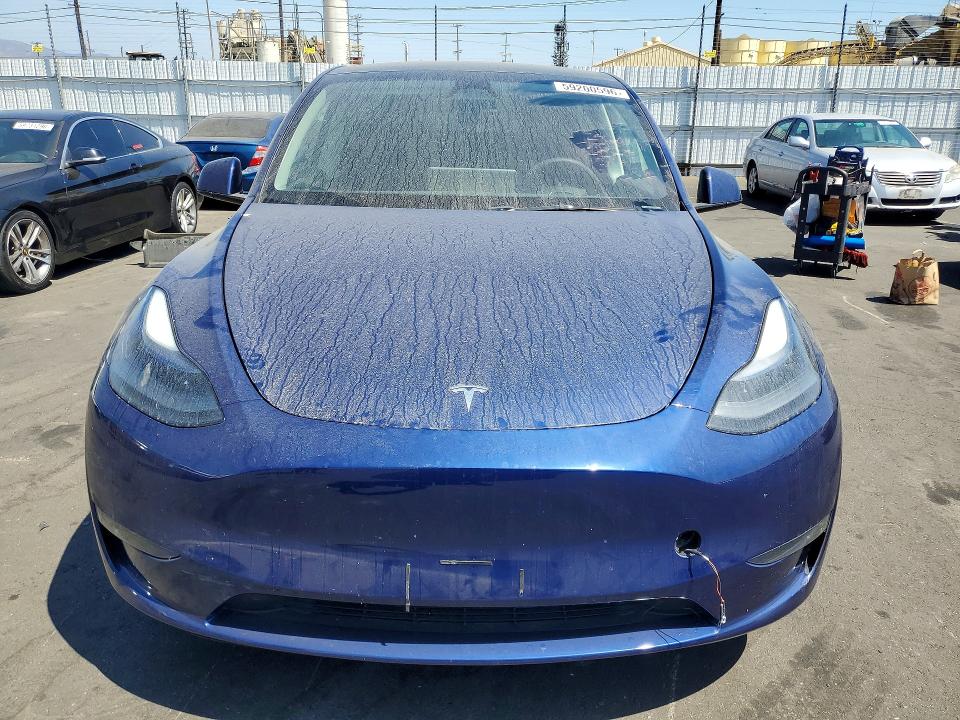 59200596 :رقم المزاد ، 7SAYGDEE8RA239188 vin ، 2024 Tesla Model Y مزاد بيع