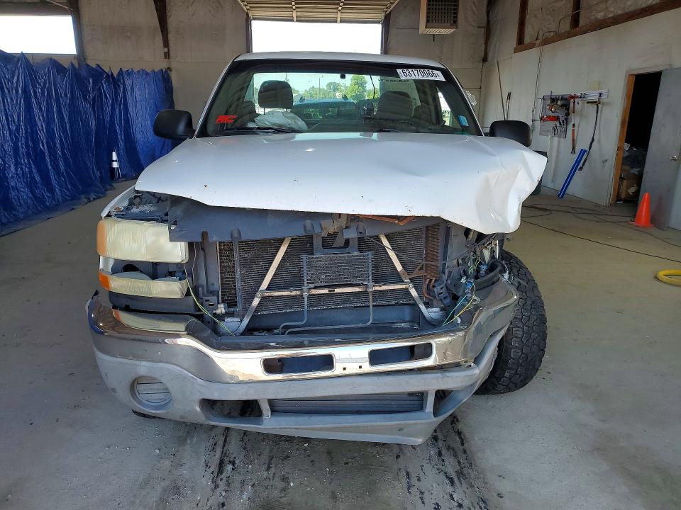 Продажа на аукционе авто 2003 Gmc New Sierra, vin: 1GTGC24U03Z148289, номер лота: 63170066