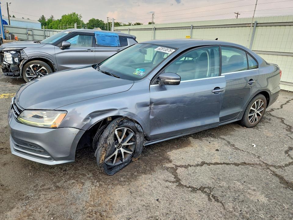 2017 Volkswagen Jetta მანქანა იყიდება აუქციონზე, vin: 3VWDB7AJ1HM285860, აუქციონის ნომერი: 62813876