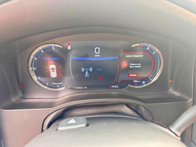Продаж на аукціоні авто 2018 Cadillac Escalade, vin: 1GYS4KKJ3JR396298, номер лоту: 62457876