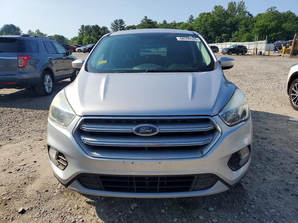 60390326 :رقم المزاد ، 1FMCU9G91HUB08671 vin ، 2017 Ford Escape مزاد بيع