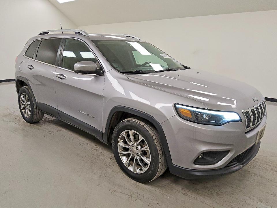 59269376 :رقم المزاد ، 1C4PJLLB3KD111275 vin ، 2019 Jeep Cherokee مزاد بيع