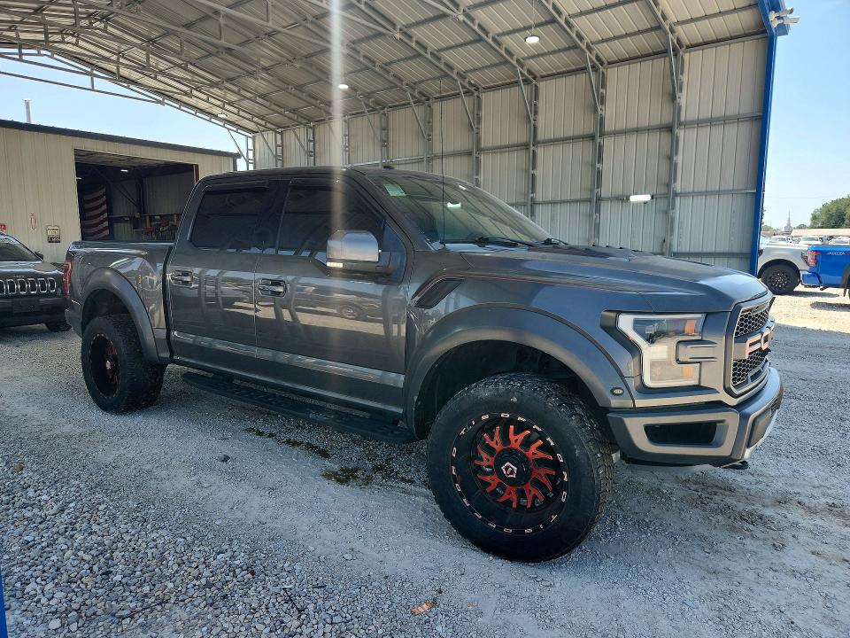 62851856 :رقم المزاد ، 1FTFW1RG0HFB34210 vin ، 2017 Ford F150 مزاد بيع