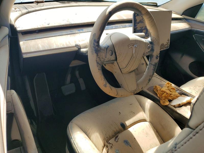 61732676 :رقم المزاد ، 7SAYGDEDXRF044607 vin ، 2024 Tesla Model Y مزاد بيع