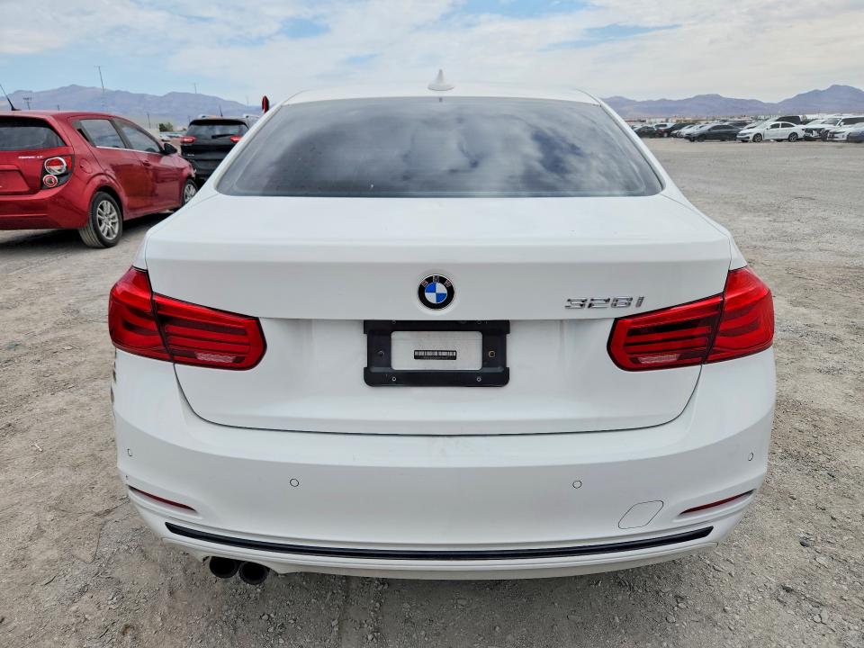 Продажа на аукционе авто 2016 Bmw 328, vin: WBA8E9G53GNT87647, номер лота: 61563906