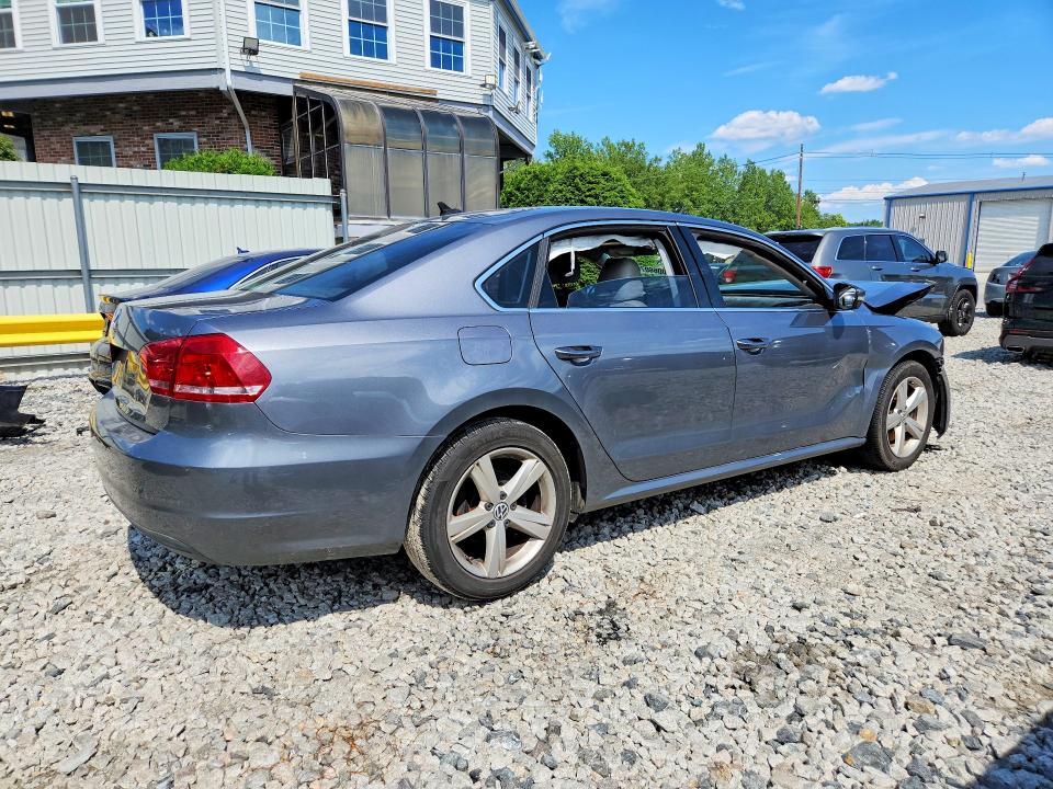 2013 Volkswagen Passat მანქანა იყიდება აუქციონზე, vin: 1VWBN7A33DC135809, აუქციონის ნომერი: 60066076