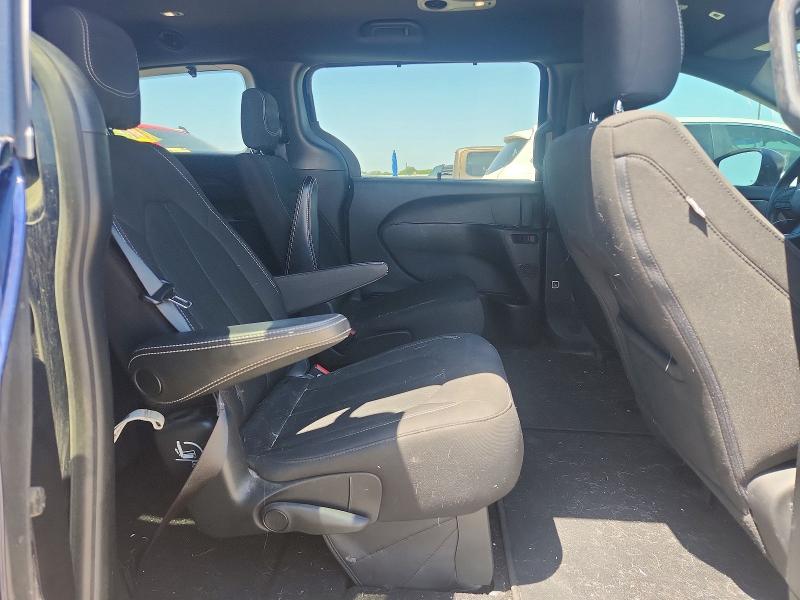 Продажа на аукционе авто 2018 Chrysler Pacifica, vin: 2C4RC1FG2JR352612, номер лота: 60301736