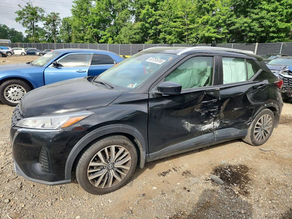 61751616 :رقم المزاد ، 3N1CP5CV2ML536070 vin ، 2021 Nissan Kicks مزاد بيع