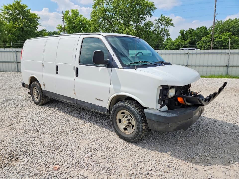 59783096 :رقم المزاد ، 1GCGG25U051164738 vin ، 2005 Chevrolet Express G2500 مزاد بيع