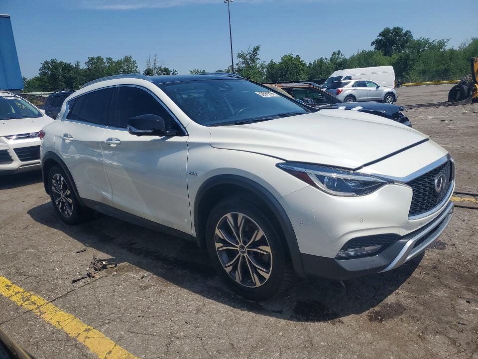 60389876 :رقم المزاد ، SJKCH5CR0HA031250 vin ، 2017 Infiniti Qx30 مزاد بيع