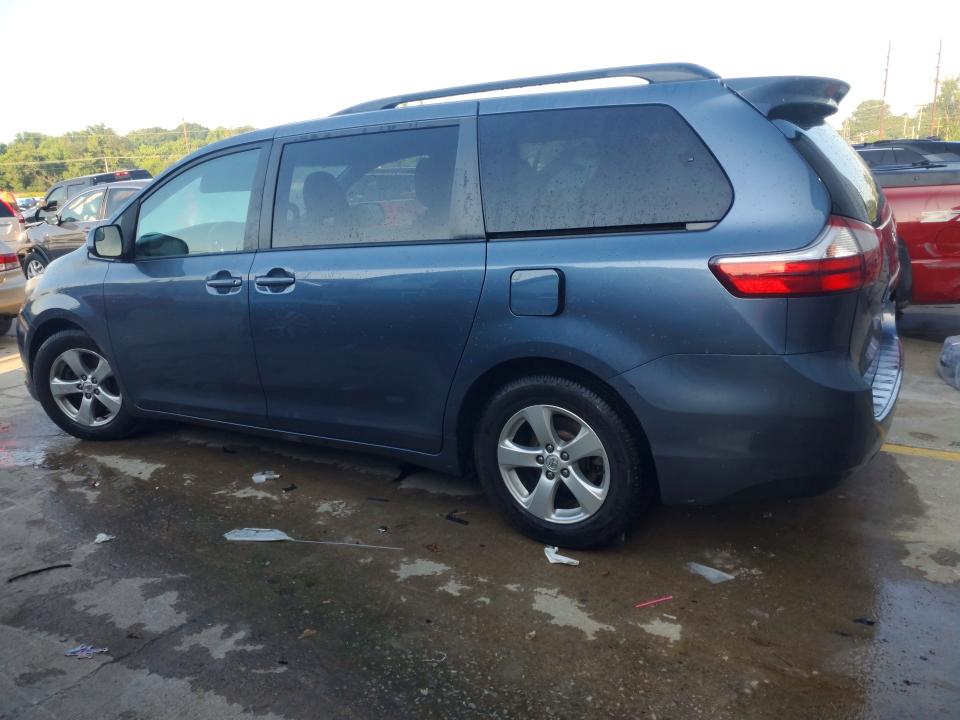 2017 Toyota Sienna მანქანა იყიდება აუქციონზე, vin: 5TDKZ3DC0HS799792, აუქციონის ნომერი: 59320346