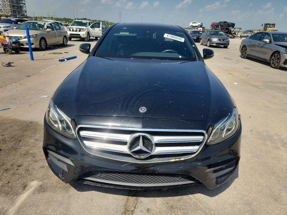 Продажа на аукционе авто 2018 Mercedes-benz E, vin: WDDZF4JB6JA314668, номер лота: 61900046