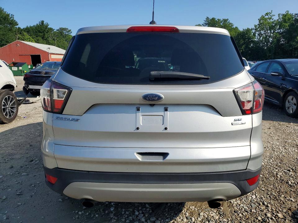 60390326 :رقم المزاد ، 1FMCU9G91HUB08671 vin ، 2017 Ford Escape مزاد بيع