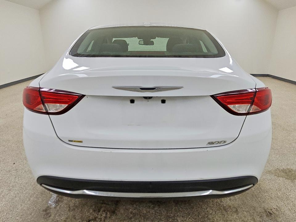 95586475 :رقم المزاد ، 1C3CCCAB9FN612316 vin ، 2015 Chrysler 200 مزاد بيع