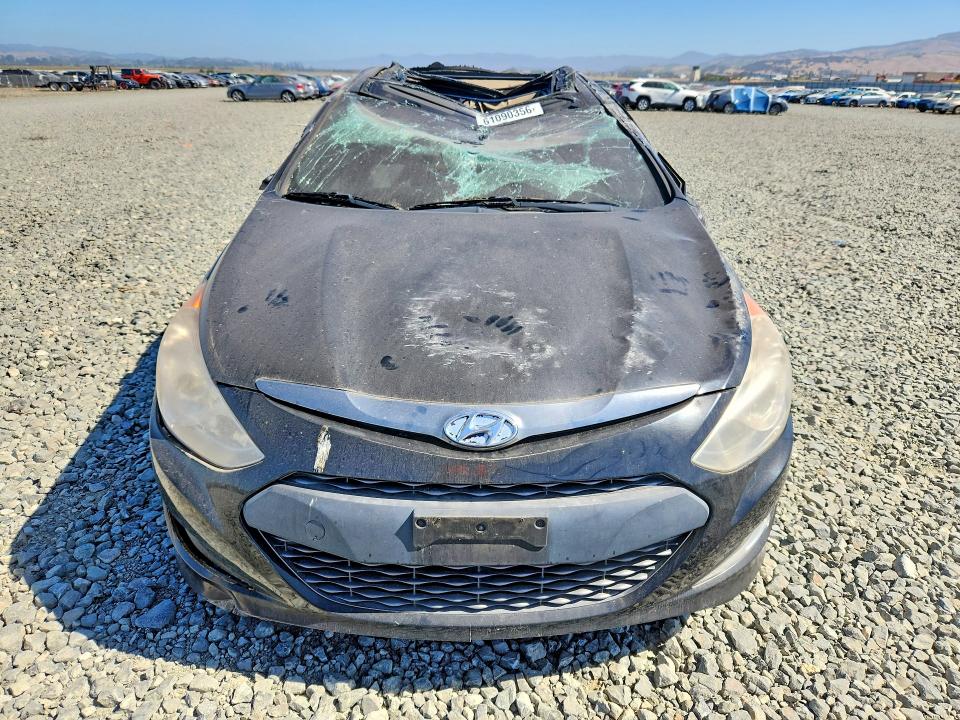 2014 Hyundai Sonata მანქანა იყიდება აუქციონზე, vin: KMHEC4A48EA106988, აუქციონის ნომერი: 61090356