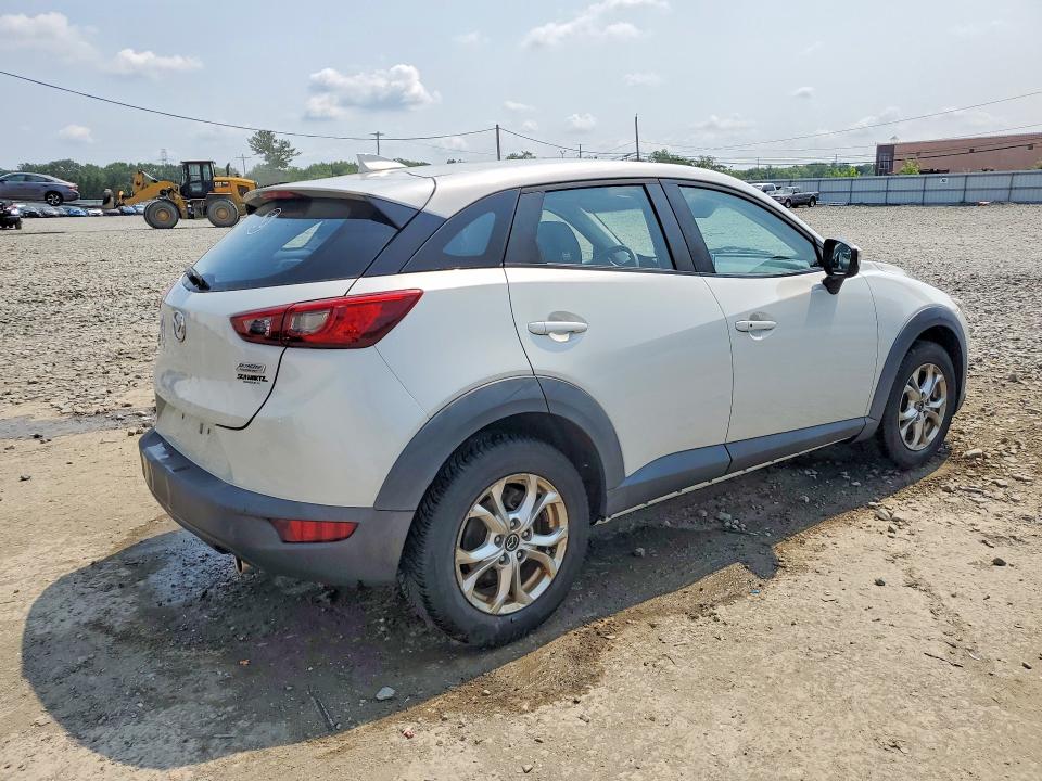 62674836 :رقم المزاد ، JM1DKFC76G0128583 vin ، 2016 Mazda Cx-3 مزاد بيع