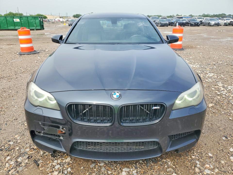 60827926 :رقم المزاد ، WBSFV9C55GD595740 vin ، 2016 Bmw M5 مزاد بيع