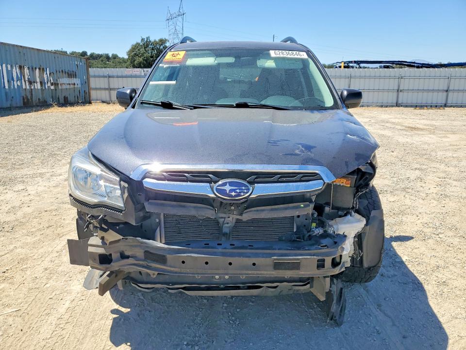 62836846 :رقم المزاد ، JF2SJAEC9JH476122 vin ، 2018 Subaru Forester مزاد بيع
