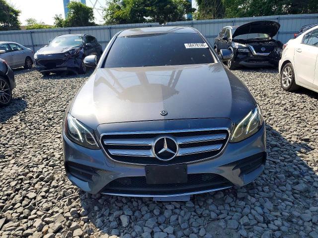 58478146 :رقم المزاد ، WDDZF4KB4HA100190 vin ، 2017 Mercedes-benz E مزاد بيع