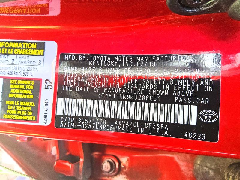 61781646 :رقم المزاد ، 4T1B11HK9KU286651 vin ، 2019 Toyota Camry مزاد بيع