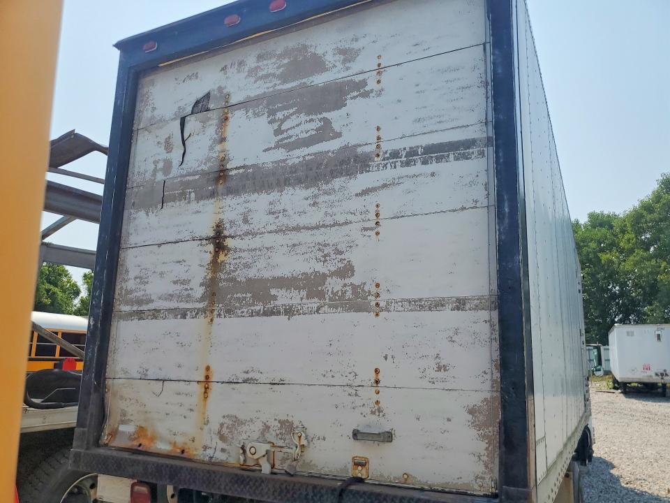 62647436 :رقم المزاد ، 1HTSCAAM9XH648166 vin ، 1999 International 4700 مزاد بيع