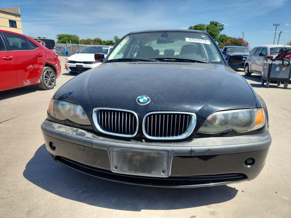 62643476 :رقم المزاد ، WBAET37413NJ31708 vin ، 2003 Bmw 325 مزاد بيع