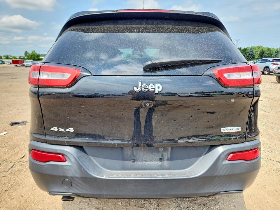 Продажа на аукционе авто 2015 Jeep Cherokee, vin: 1C4PJMCB7FW522498, номер лота: 60224026