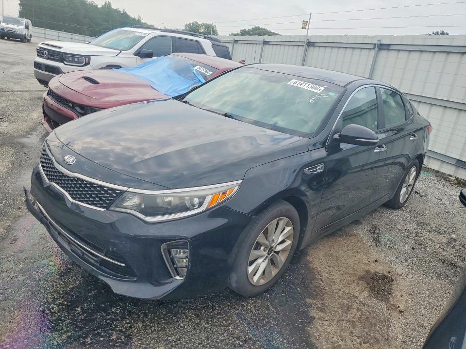 61411366 :رقم المزاد ، 5XXGT4L31JG218452 vin ، 2018 Kia Optima مزاد بيع