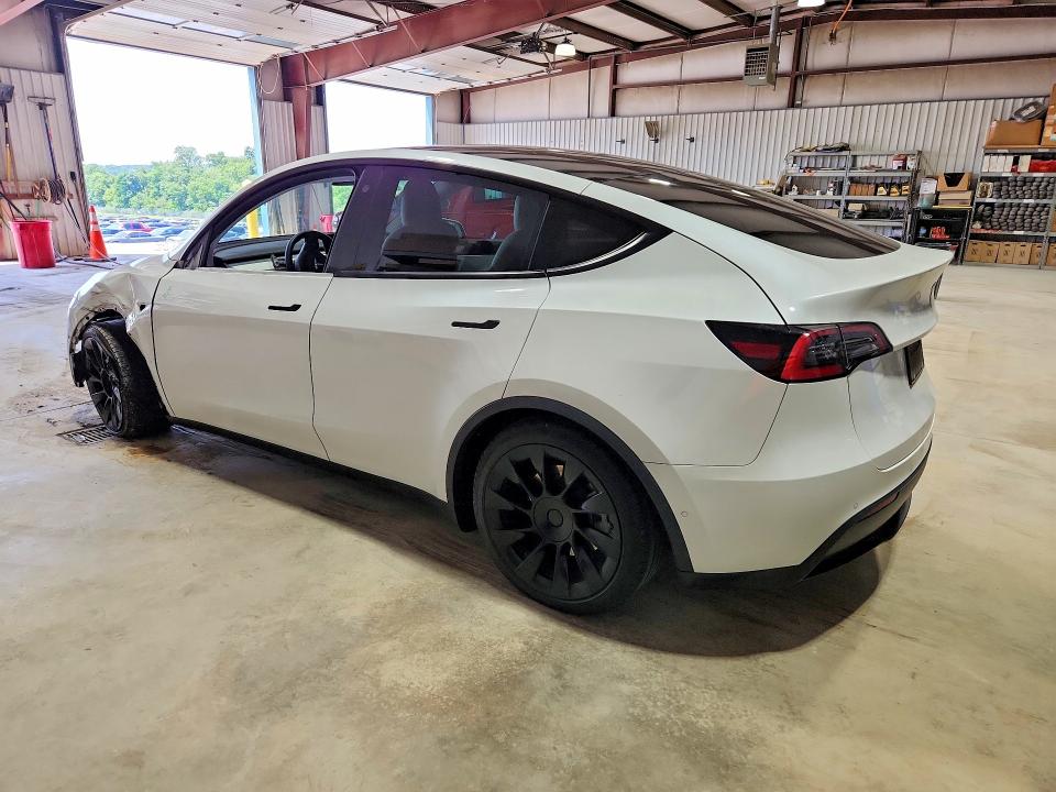 Продаж на аукціоні авто 2021 Tesla Model Y, vin: 5YJYGAEE2MF136615, номер лоту: 60750576