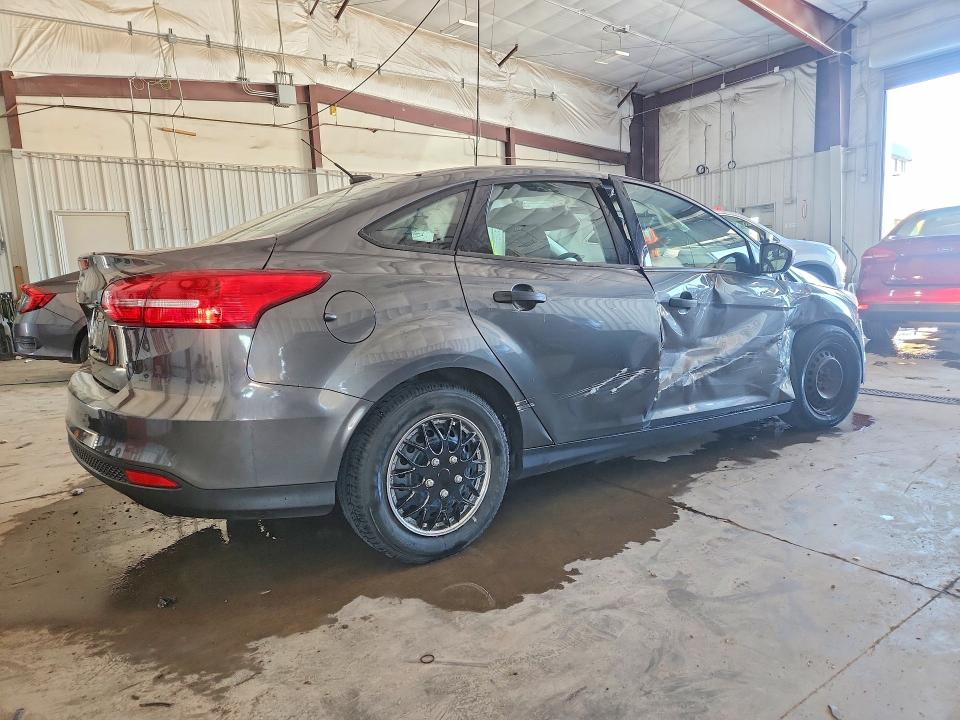 2017 Ford Focus მანქანა იყიდება აუქციონზე, vin: 1FADP3E28HL339338, აუქციონის ნომერი: 60758226