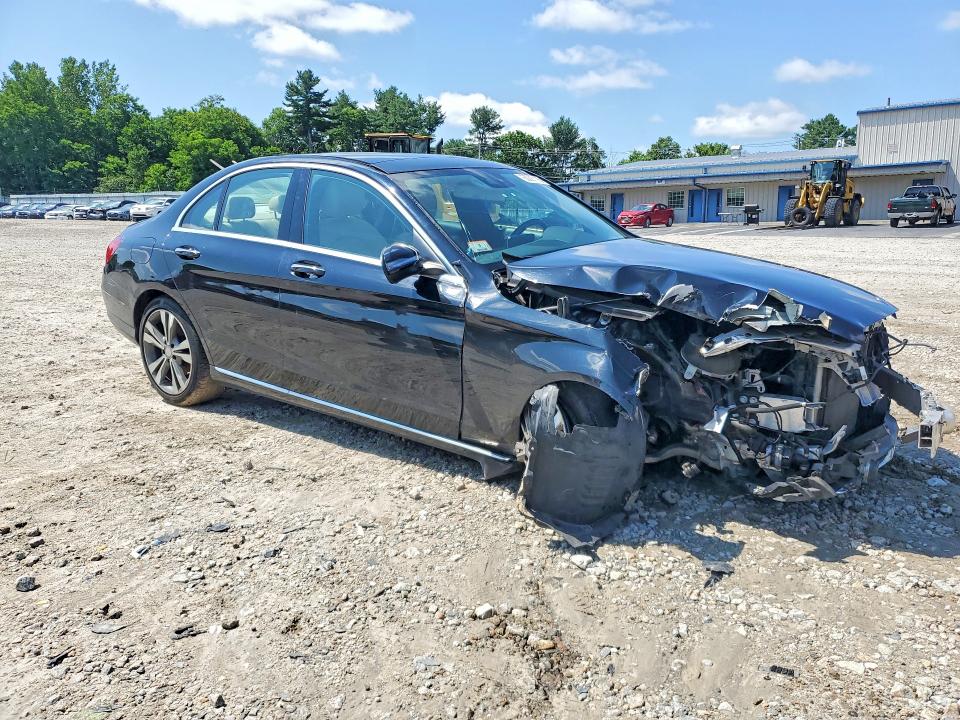 Продажа на аукционе авто 2017 Mercedes-benz C, vin: 55SWF4KB4HU205105, номер лота: 60297126