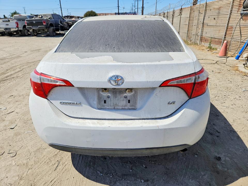 61483876 :رقم المزاد ، 5YFBURHE0FP276226 vin ، 2015 Toyota Corolla مزاد بيع
