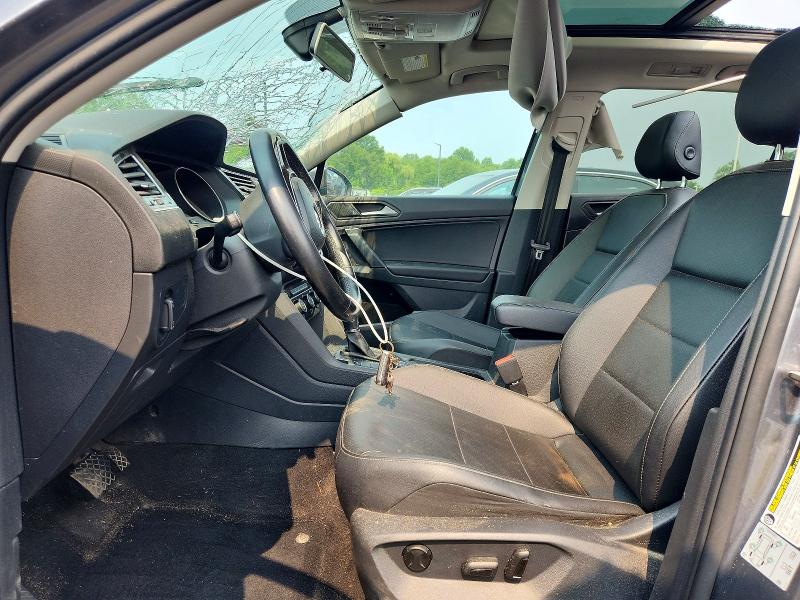 60916056 :رقم المزاد ، 3VV2B7AXXKM076544 vin ، 2019 Volkswagen Tiguan مزاد بيع