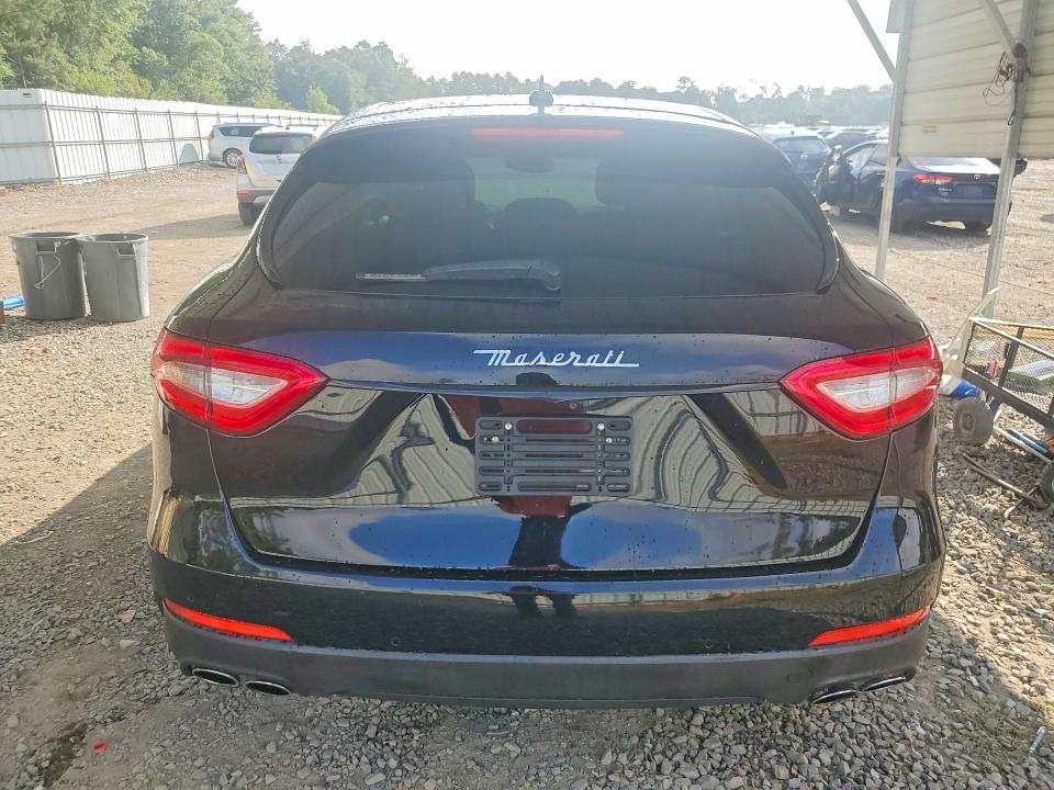 61021536 :رقم المزاد ، ZN661XUA2HX256550 vin ، 2017 Maserati Levante مزاد بيع