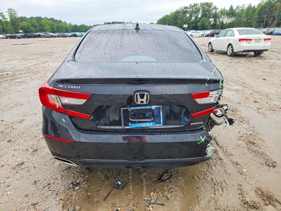 Aukcja sprzedaży 2018 Honda Accord, vin: 1HGCV1F97JA047582, numer aukcji: 61680626