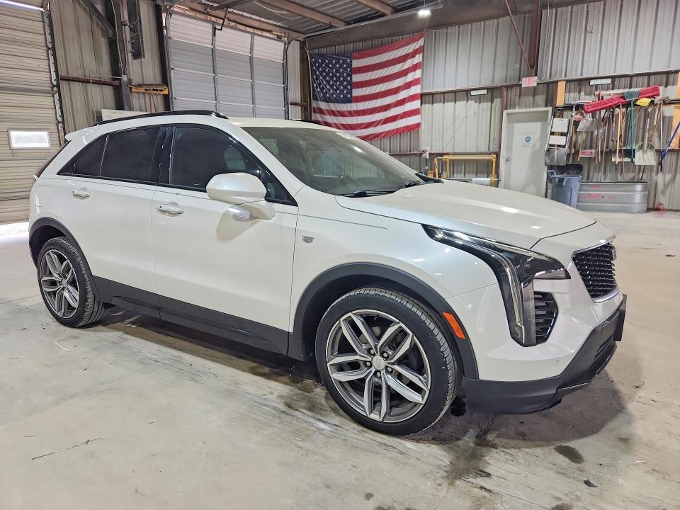 60556536 :رقم المزاد ، 1GYFZER40KF199418 vin ، 2019 Cadillac Xt4 مزاد بيع