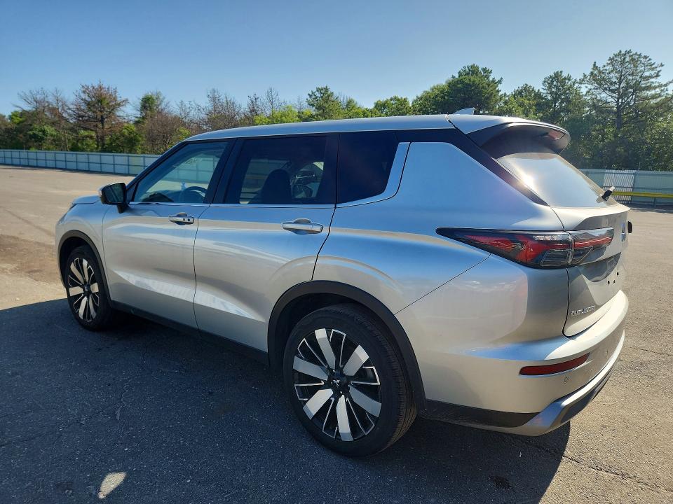 2025 Mitsubishi Outlander მანქანა იყიდება აუქციონზე, vin: JA4J4VA80SZ032398, აუქციონის ნომერი: 62613606