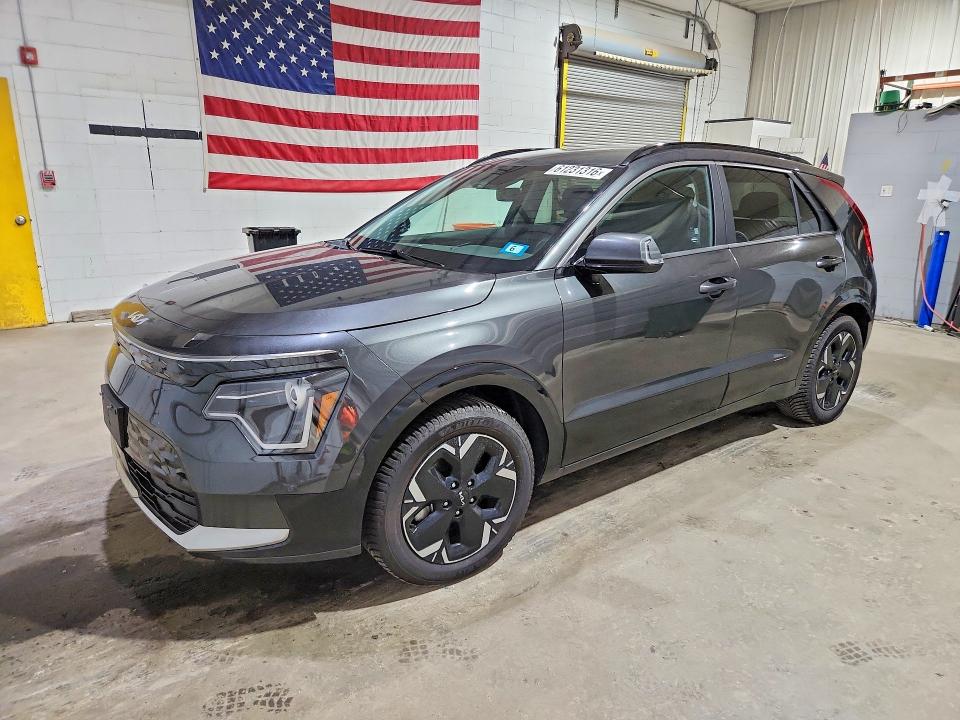 Продажа на аукционе авто 2023 Kia Niro, vin: KNDCR3L14P5075533, номер лота: 61231316