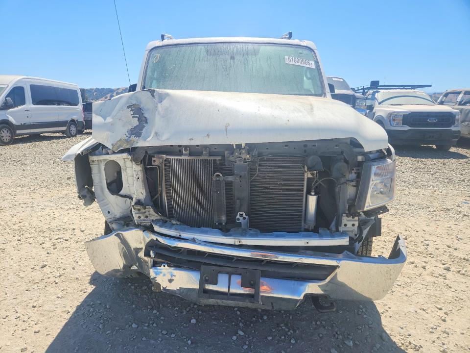 61600966 :رقم المزاد ، 1N6AF0KY9KN800868 vin ، 2019 Nissan Nv مزاد بيع
