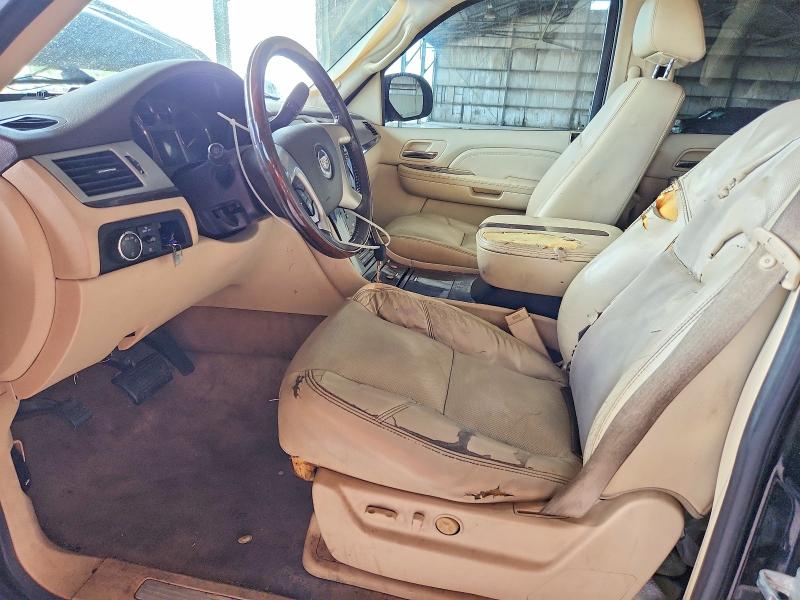 Продаж на аукціоні авто 2008 Cadillac Escalade, vin: 1GYFK638X8R220658, номер лоту: 61556866